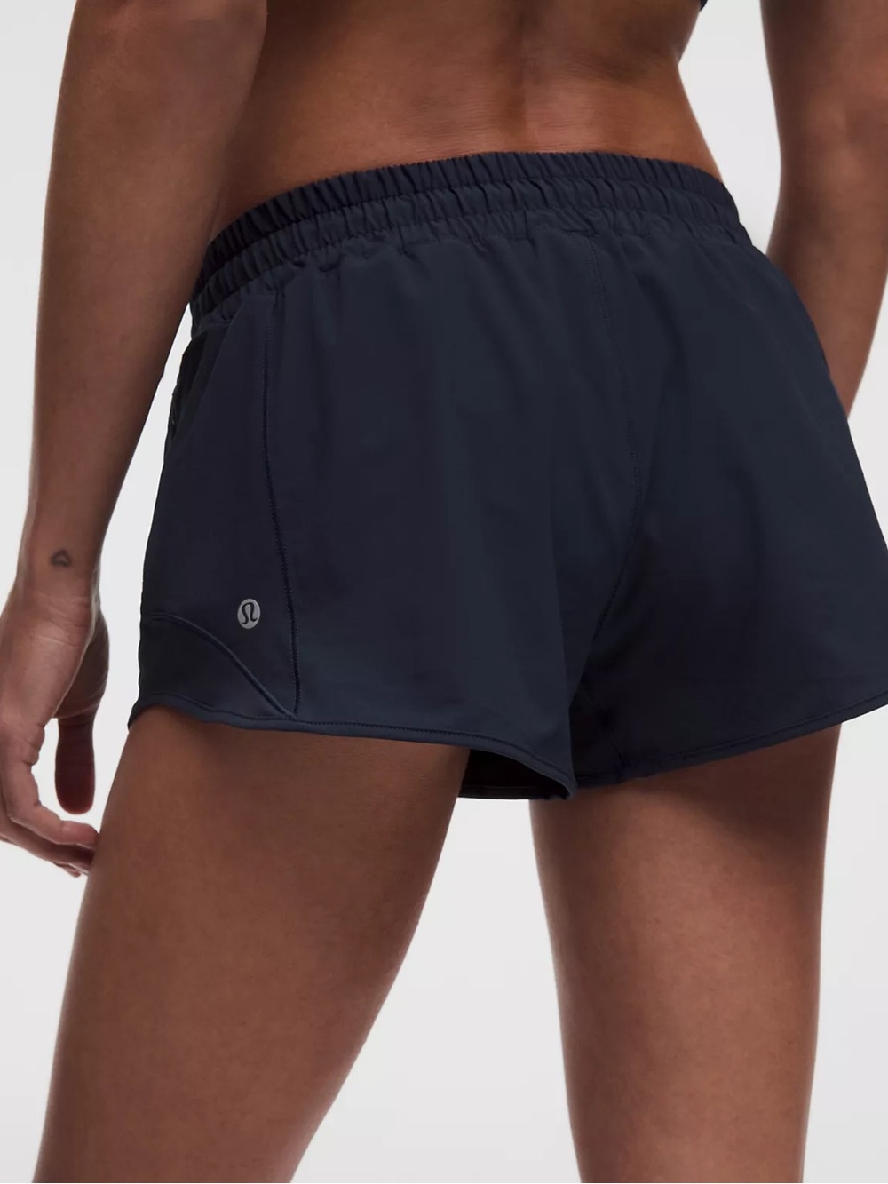 lululemon Hotty Hot Low-Rise Lined Short 2.5" - NAVY
